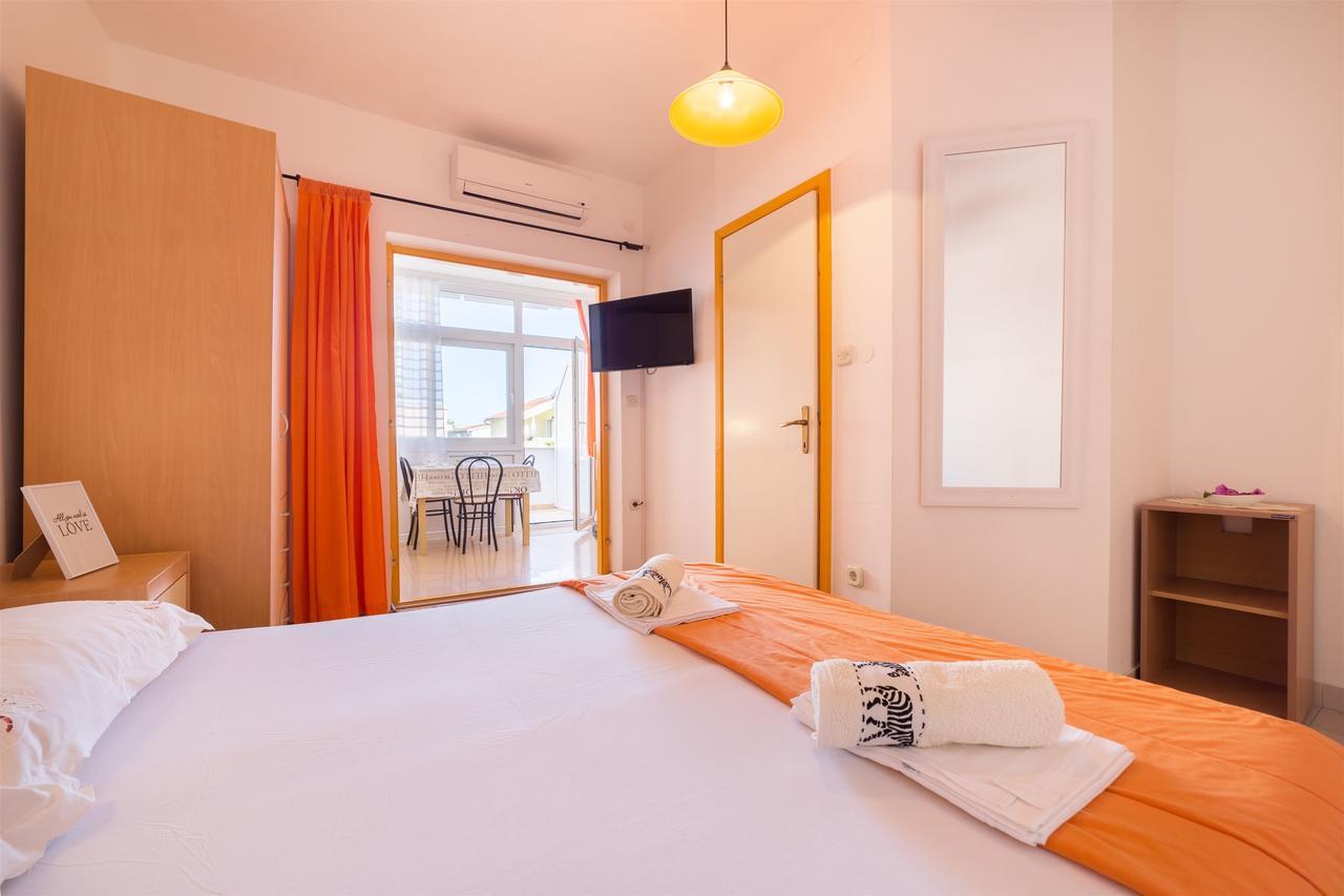 Apartments Zanze Водице Екстериор снимка