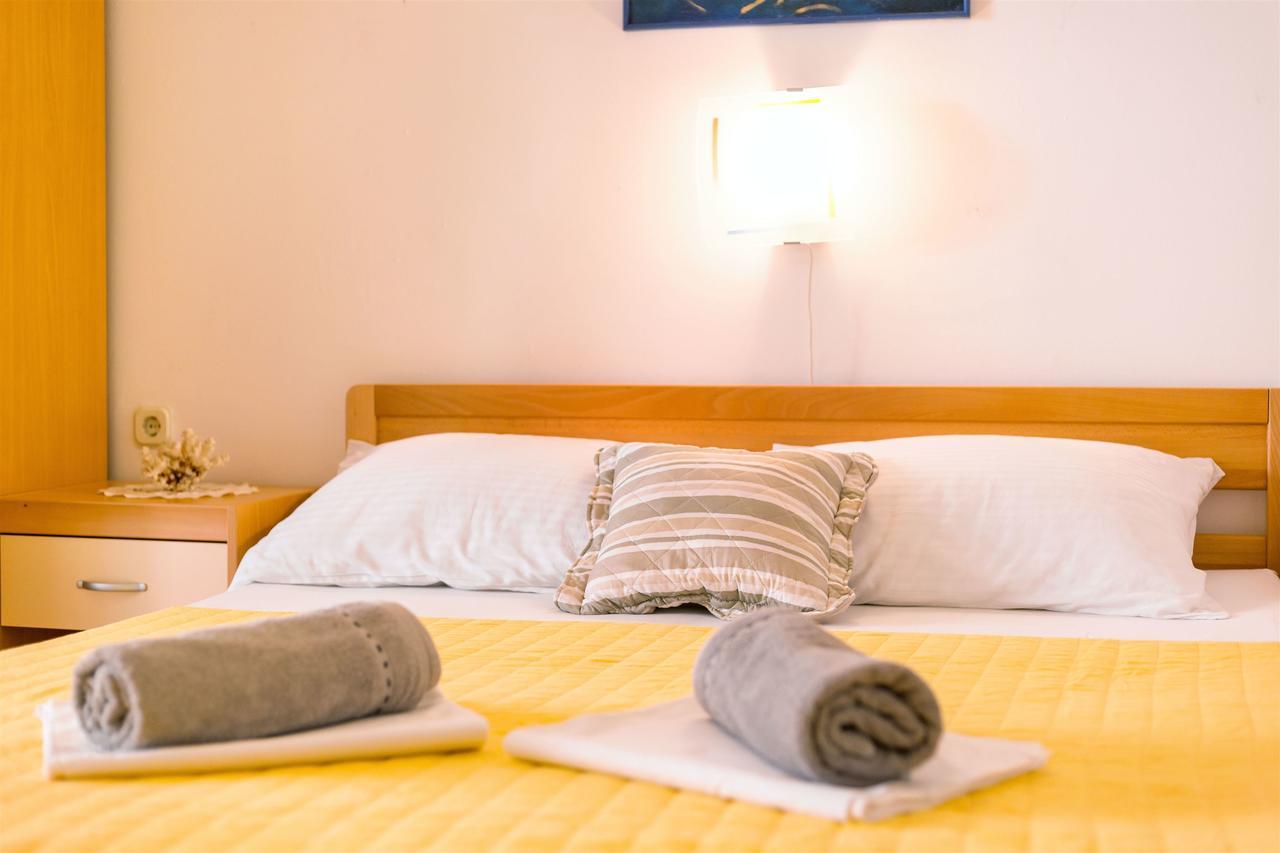 Apartments Zanze Водице Екстериор снимка