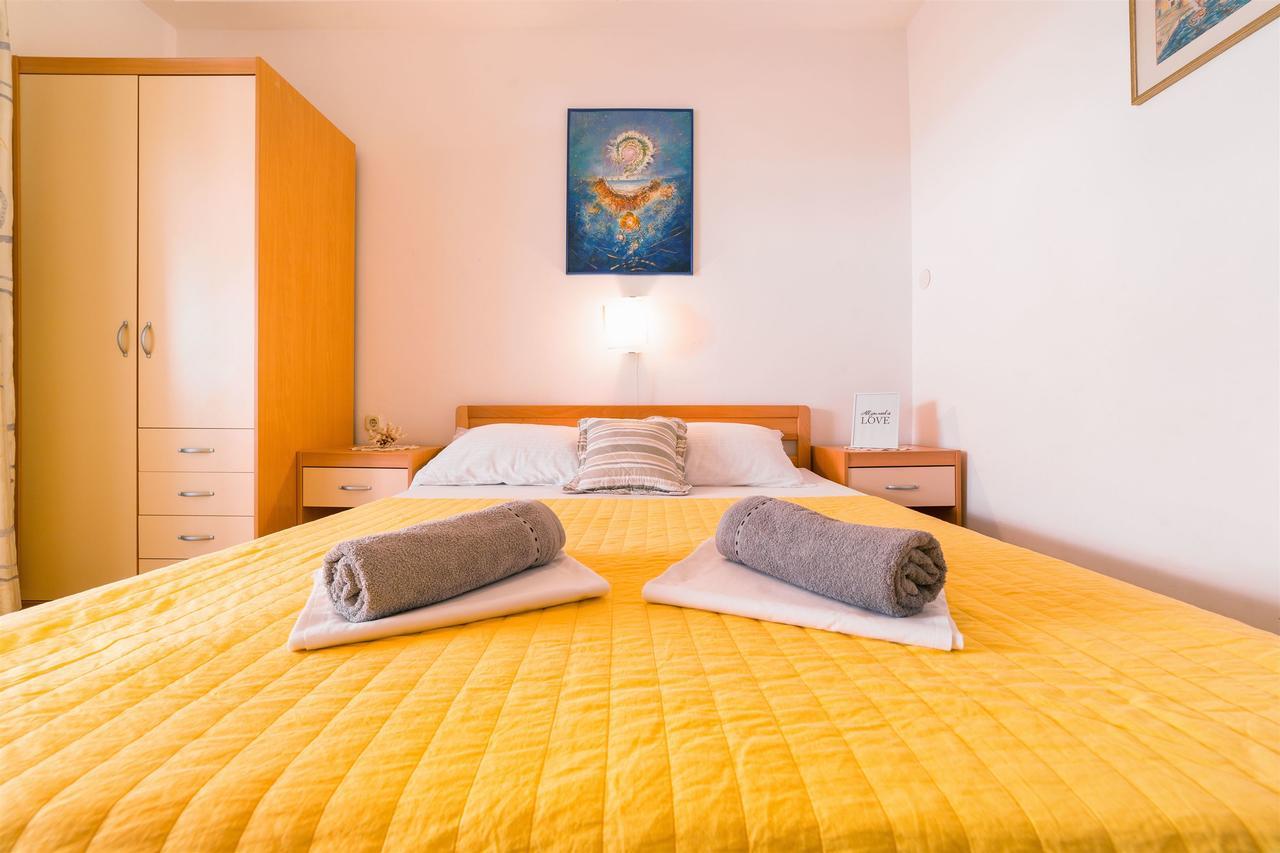 Apartments Zanze Водице Екстериор снимка