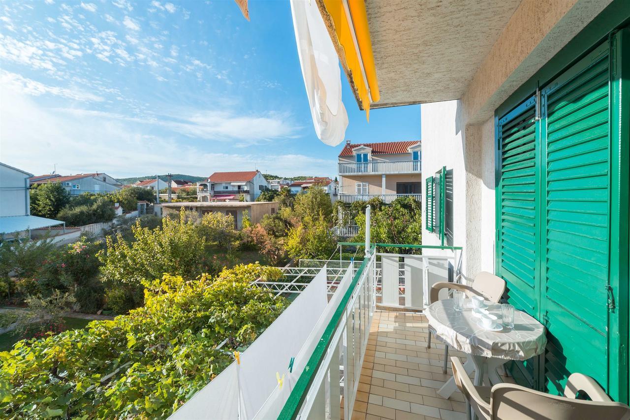 Apartments Zanze Водице Екстериор снимка
