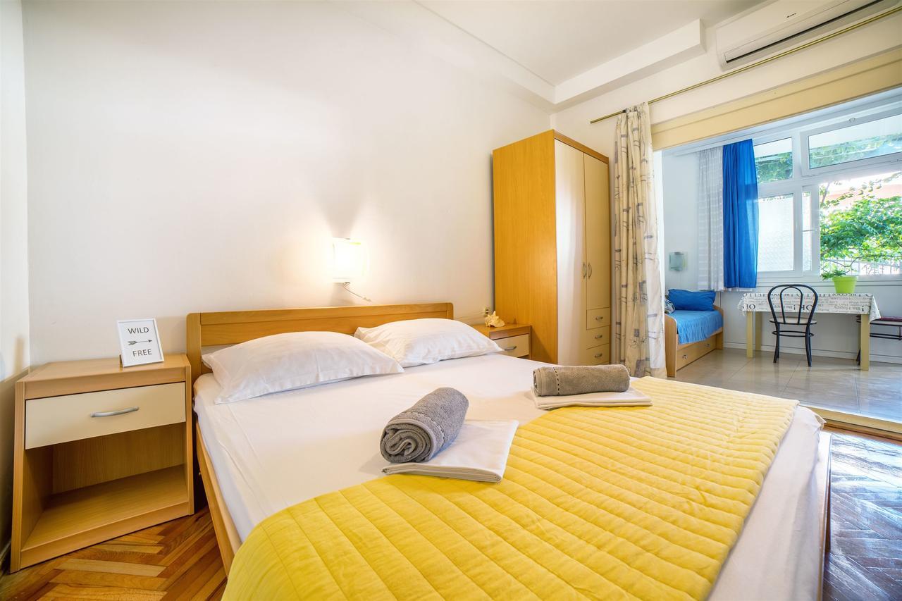 Apartments Zanze Водице Екстериор снимка