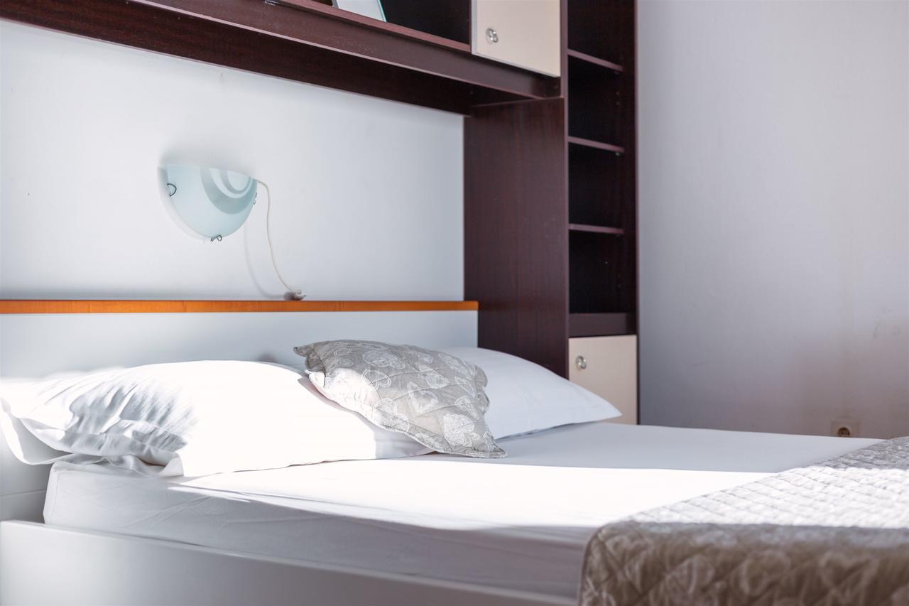 Apartments Zanze Водице Екстериор снимка