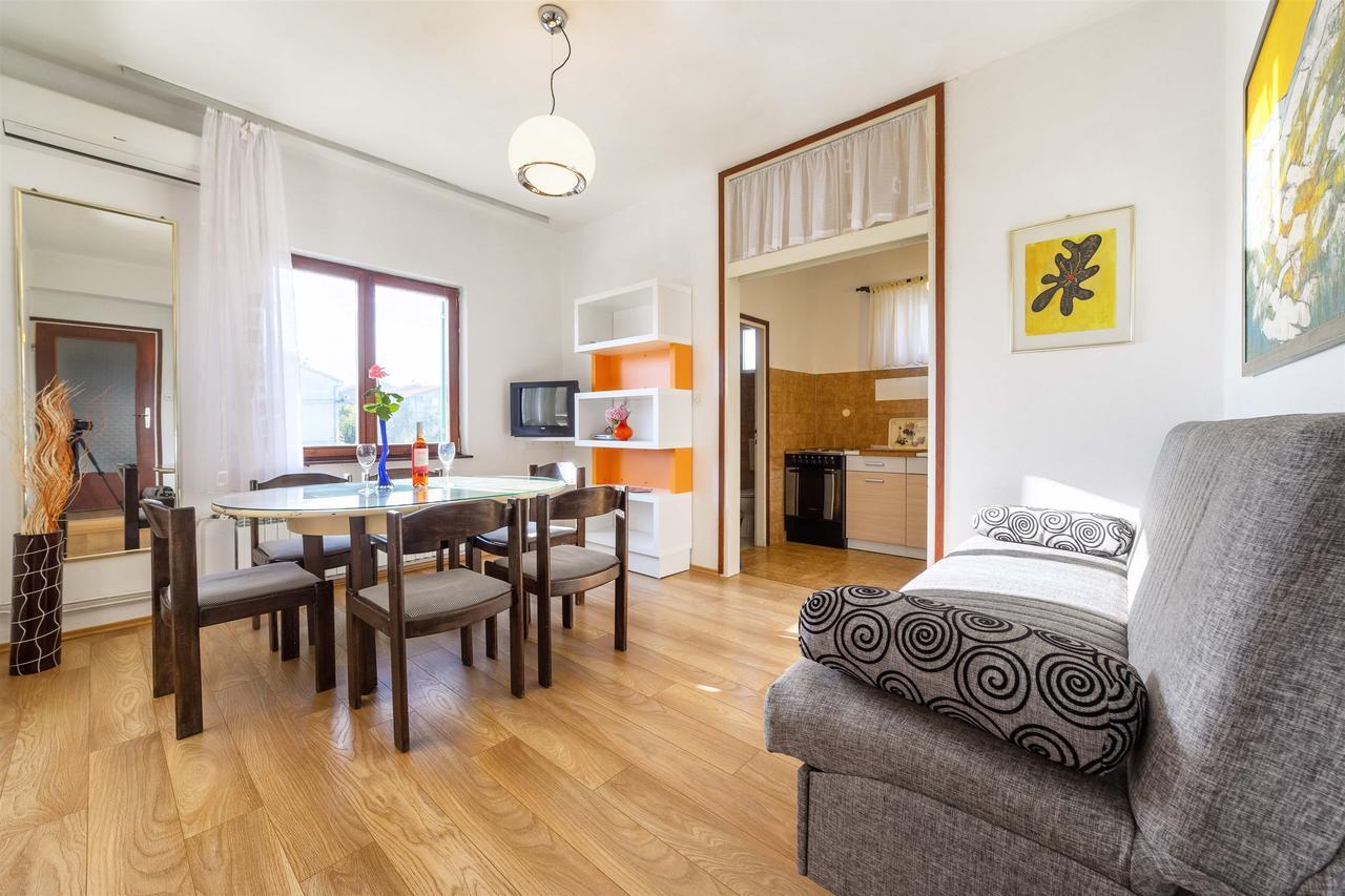 Apartments Zanze Водице Екстериор снимка